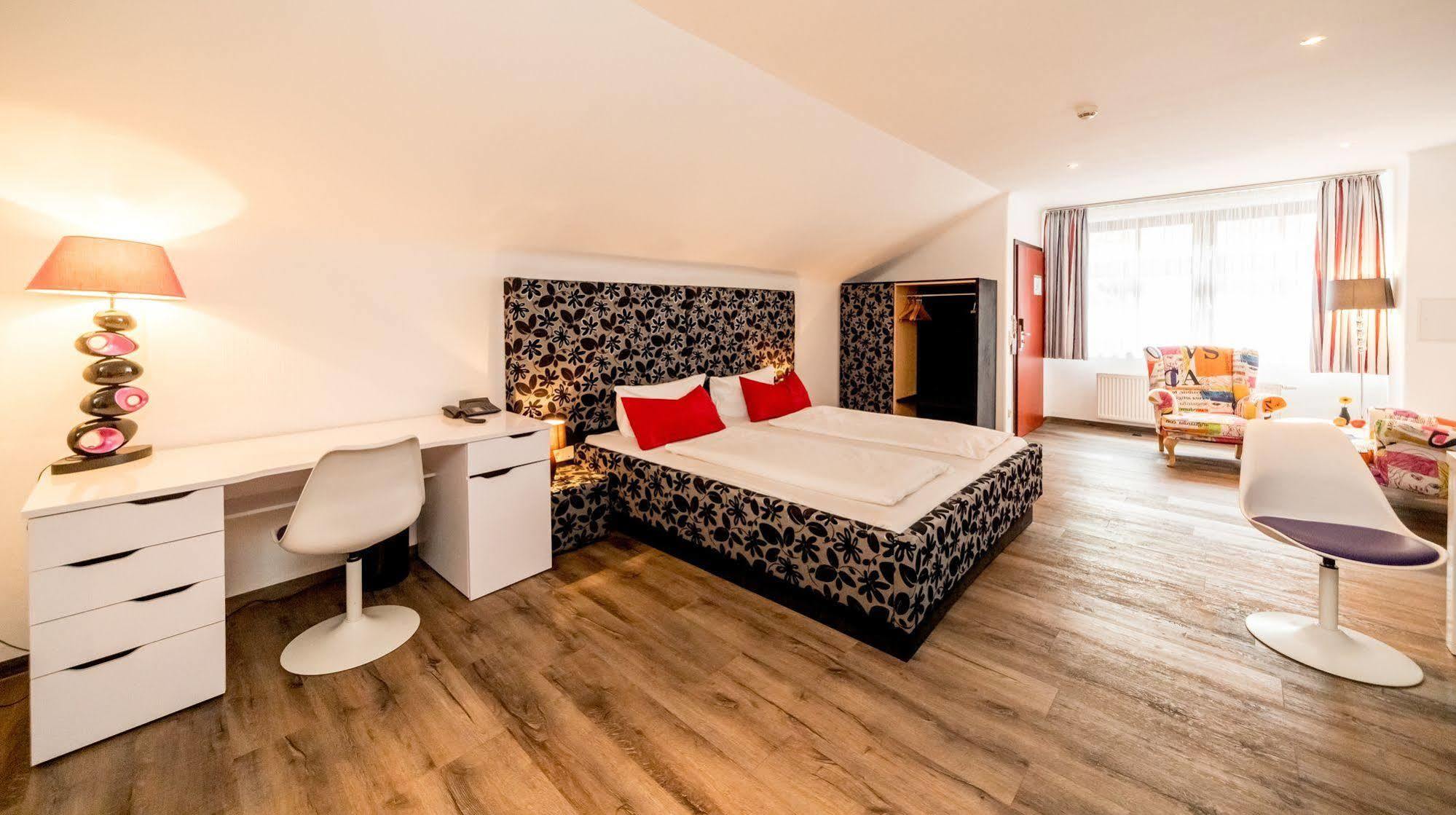 Arthotel Magdeburg Ngoại thất bức ảnh